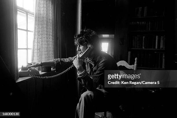 Ronnie Wood of the Rolling Stones is photographed at artist Andy Warhol's home in 1975 in Montauk, New York. CREDIT MUST READ: Ken Regan/Camera 5 via...