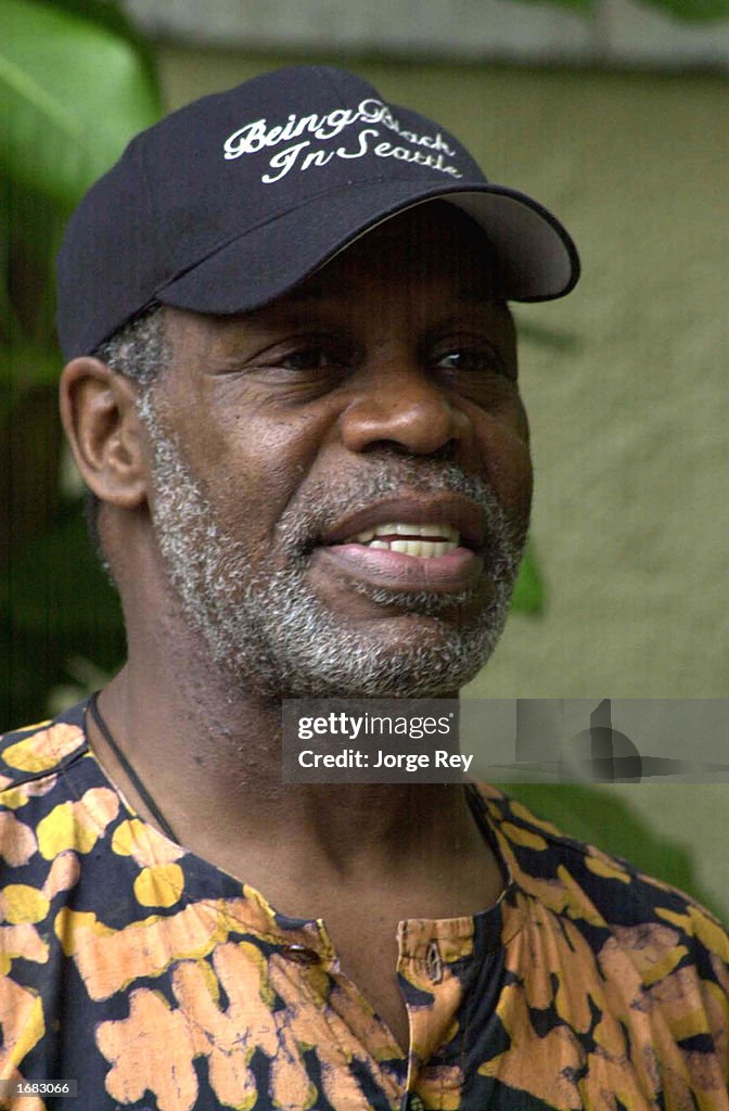 Actor Danny Glover Visits Cuba