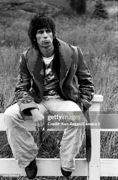 Musician Keith Richards of the Rolling Stones is photographed at home in 1977 in Weston, Connecticut. CREDIT MUST READ: Ken Regan/Camera 5 via...