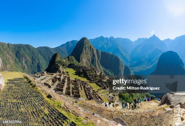 machu picchu, cusco peru - machu picchu stock-fotos und bilder