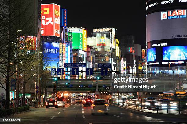 japan, tokyo, shinjuku at night - railroad car ストックフォトと画像