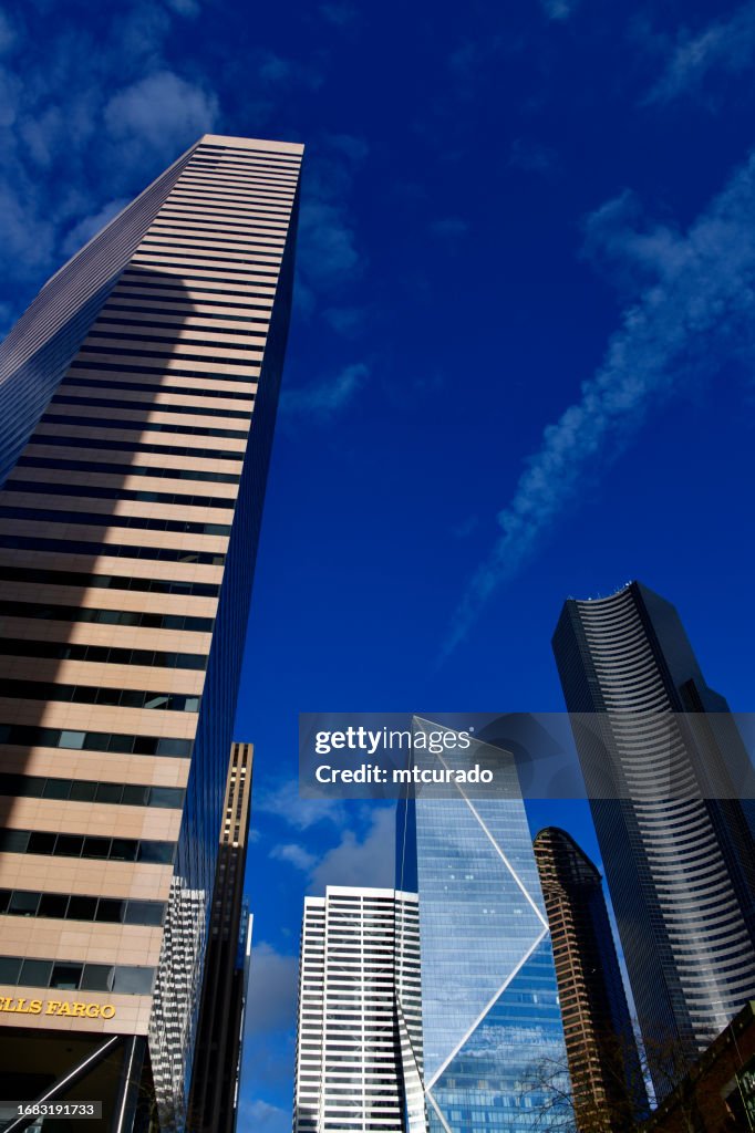 DocuSign Tower et gratte-ciel voisins, Seattle, Washington, États-Unis