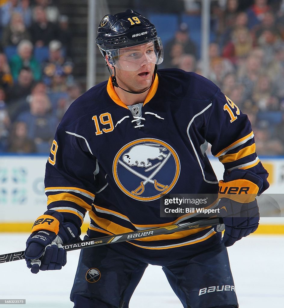 New York Islanders v Buffalo Sabres