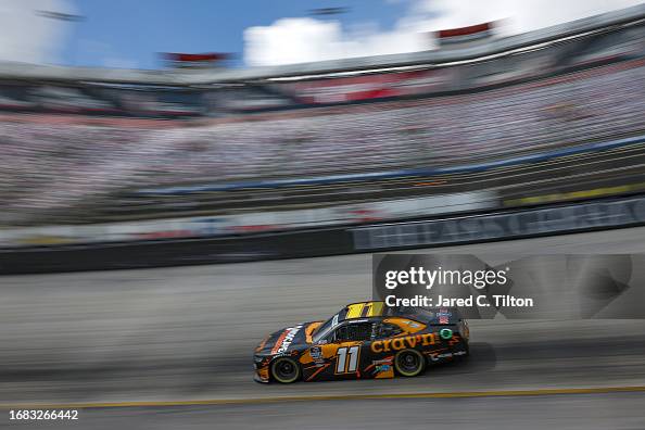 NASCAR Xfinity Series Food City 300 - Qualifying NASCAR Xfinity Series Food City 300 - Qualifying