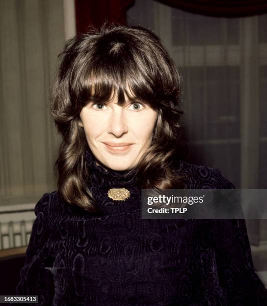 55 Charlotte Bingham Stock Photos, HighRes Pictures, and Images