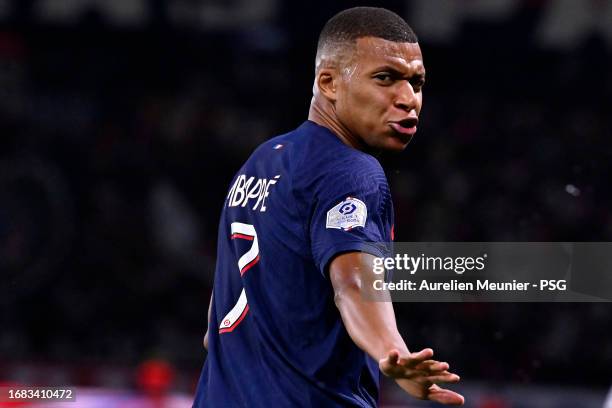 Kylian Mbappe of Paris Saint-Germain reacts during the Ligue 1 Uber Eats match between Paris Saint-Germain and OGC Nice at Parc des Princes on...