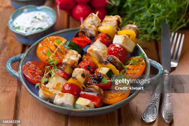 grilled chicken skewers - vegetable skewer stock pictures, royalty-free photos & images