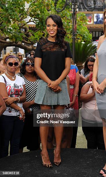 Kerry Washington visits "Extra" at The Grove on May 8, 2013 in Los Angeles, California.