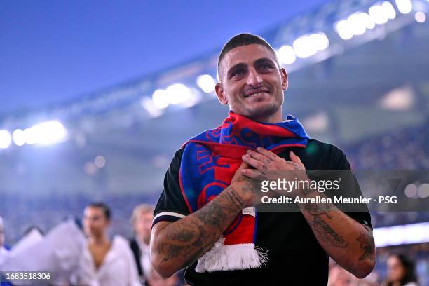 Marco Verratti reacts during his farewell ceremony before the Ligue 1 Uber Eats match between Paris Saint-Germain and OGC Nice at Parc des Princes on...