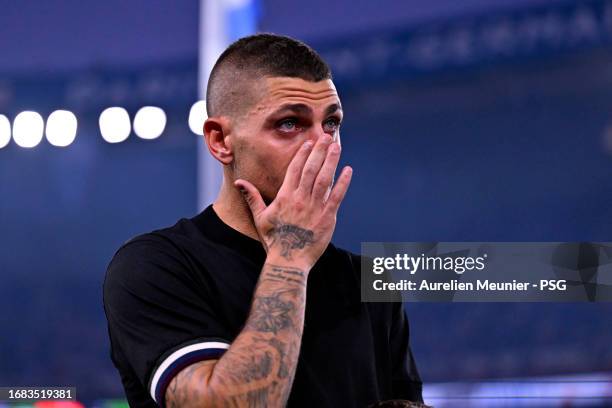 Marco Verratti reacts during his farewell ceremony before the Ligue 1 Uber Eats match between Paris Saint-Germain and OGC Nice at Parc des Princes on...