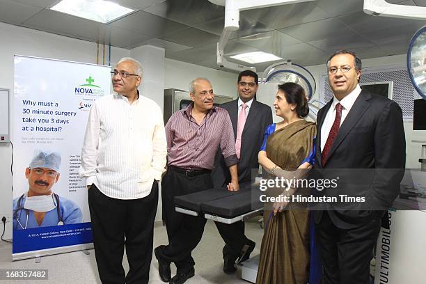 Suresh Soni CEO Nova Medical Centre with team of Doctors at one of the OT at the NOVA Medical Centre at East Of Kailash on October 29, 2010 in New...