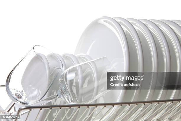 clean dishes - dirty dishes stockfoto's en -beelden