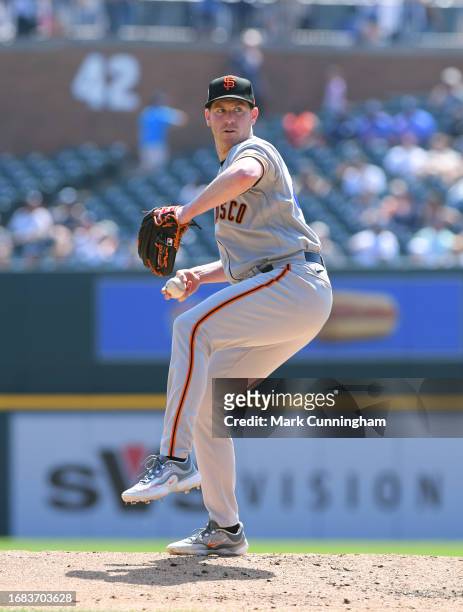 Anthony DeSclafani of the San Francisco Giants pitches during the game against the Detroit Tigers at Comerica Park on April 15, 2023 in Detroit,...