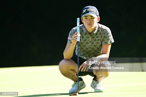 Akie Iwai of Japan lines up a putt 15 during the second round of 54th SUMITOMO LIFE Vitality Ladies Tokai Classic at Shin Minami Aichi Country Club...