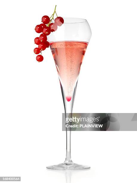 champagner-cocktail - cocktail freisteller stock-fotos und bilder