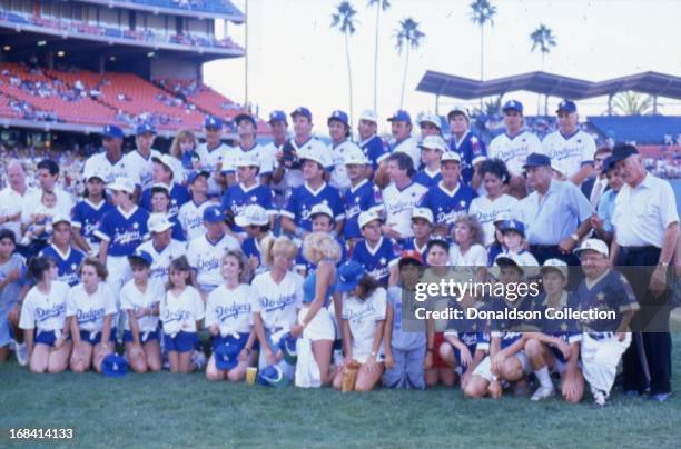 Kareem Abdul-Jabbar, Chad Lowe, Pia Zadora, Pat Boone , Paul Rodriguez , James Belushi , Dennis Franz , Richard Dean Anderson and Corey Haim , Tom...