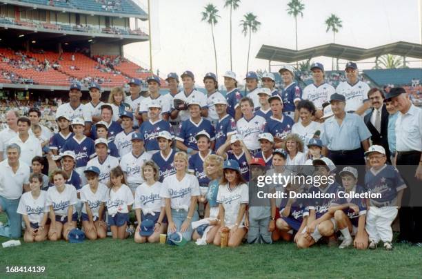 Kareem Abdul-Jabbar, Chad Lowe, Pia Zadora, Pat Boone , Paul Rodriguez , James Belushi , Dennis Franz , Richard Dean Anderson and Corey Haim , Tom...