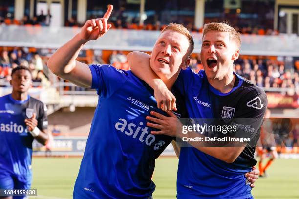 Brian de Keersmaecker of Heracles Almelo scores the 0-1, celebratring , Emil Hansson of Heracles Almelo celebrating his goal with teammates during...