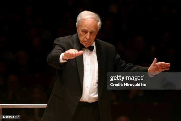 Pierre Boulez conducting Chicago Symphony Orchestra in all-Bartok program at Carnegie Hall on Saturday night, May 14, 2005.This image:Pierre Boulez...