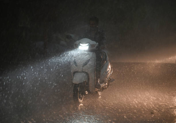 IND: Heavy Rain Lashes Delhi-NCR