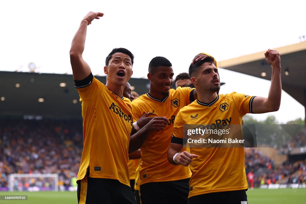 Wolverhampton Wanderers v Liverpool FC - Premier League