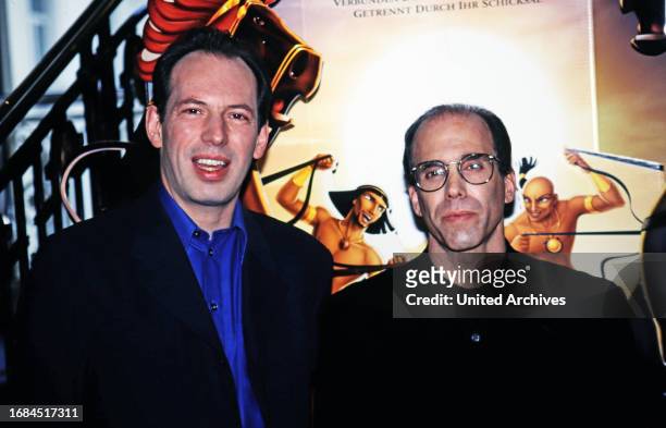 Der erfolgreiche Filmkomponist Hans Zimmer mit Filmproduzent Jeffrey Katzenberg bei der Deutschlandpremiere des Zeichentrick-Films: Der Prinz von...