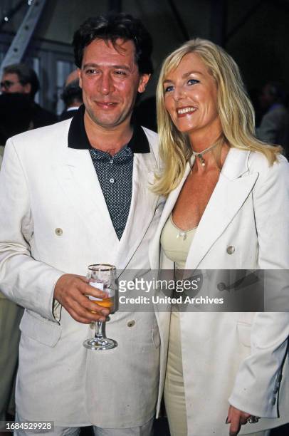Schauspieler Jan Fedder mit Marion Kurth, circa 1999.