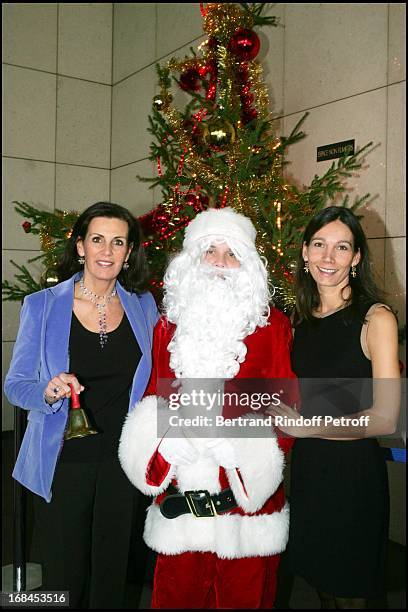 Countess Francois De La Beraudiere and Princess Ariane Poniatowski at The Arop Christmas Production Of "Reve D'Enfants" And " "La Belle Au Bois...