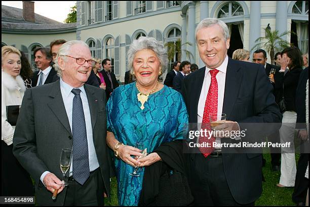 Michel David Weill, Baroness Philippine De Rothschild and Sir John Holmes at Sean Connery And Micheline Roquebrune 30 Year Anniversary Party At...