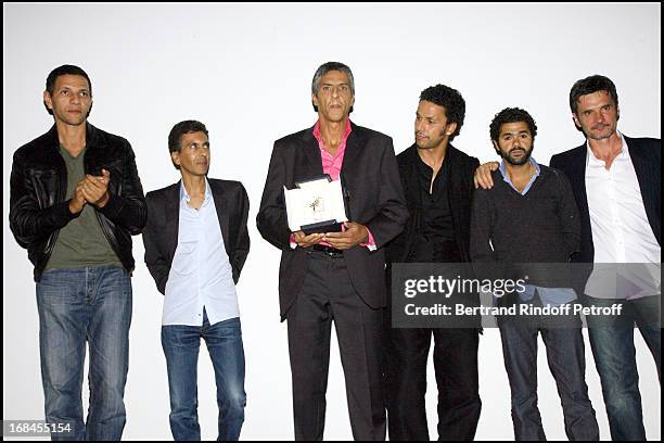 Roschdy Zem, Rachid Bouchareb , Samy Naceri, Sami Bouajila, Jamel Debbouze and Bernard Blancan - premiere of the movie "Indigenes" by Rachid...