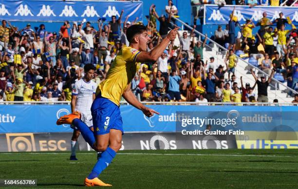 Bernardo Vital of GD Estoril Praia celebrates after scoring a goal during the Liga Portugal Betclic match between GD Estoril Praia and FC Vizela at...