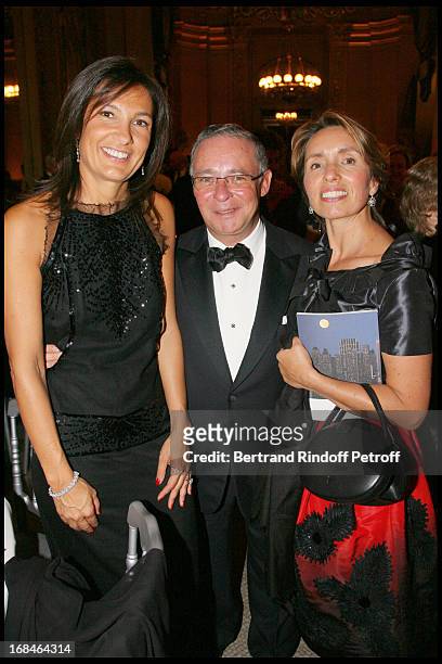 Agnes Cromback, Count Philippe of Nicolai and Regina Annenberg Weingarten at Gala Of The Association For The Influence Of The National Paris Opera At...