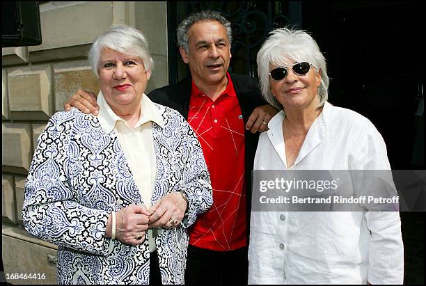 Francis Perrin, Francoise Seigner and Catherine Lara at Commemorative Plaque Tribute To Louis Seigner.