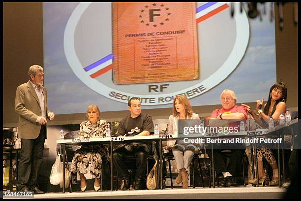 Patrick Prejean, Mado Maurin, Mehdi, Nicole Calfan, Vincent Grass and Stella Rocha at Full Dress Rehearsal Of Laurent Baffie's Theater Play "Un Point...