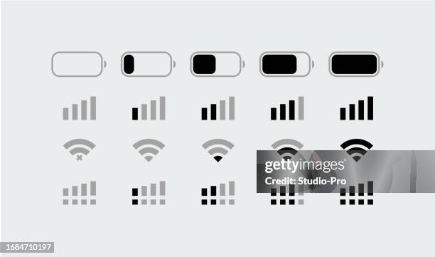 bildbanksillustrationer, clip art samt tecknat material och ikoner med smartphone status bar icon set vector - ström