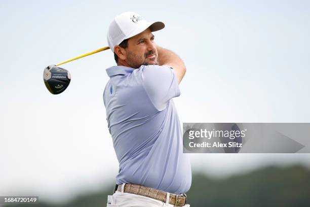 Roberto Díaz of Mexico watches his tee shot on the sixth hole during the first round of the Simmons Bank Open for the Snedeker Foundation at The...