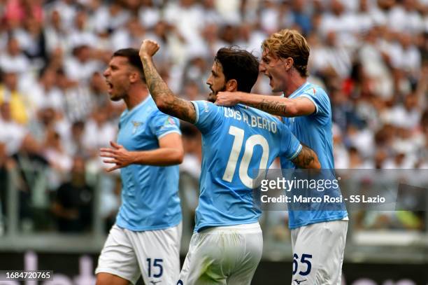 Luis Alberto of SS Lazio celebrates a frist goal during the Serie A TIM match between Juventus and SS Lazio at Allianz stadium Juventus on September...