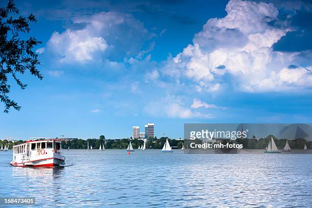 aussenalster in summer - alster hamburg stock pictures, royalty-free photos & images