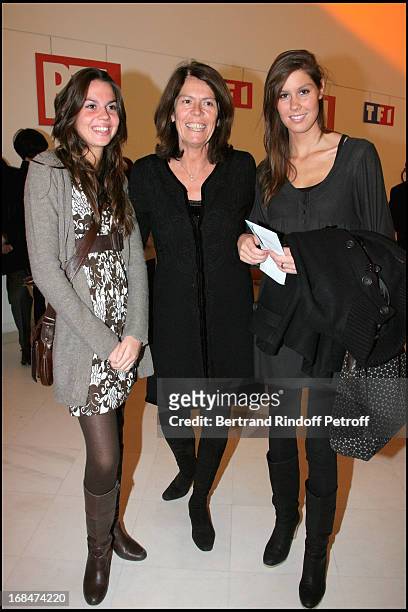 Beatrice Leeb with daughters Elsa and Fanny at Michel Leeb's 30 Year Career Celebration At Palais Des Congres In Paris.