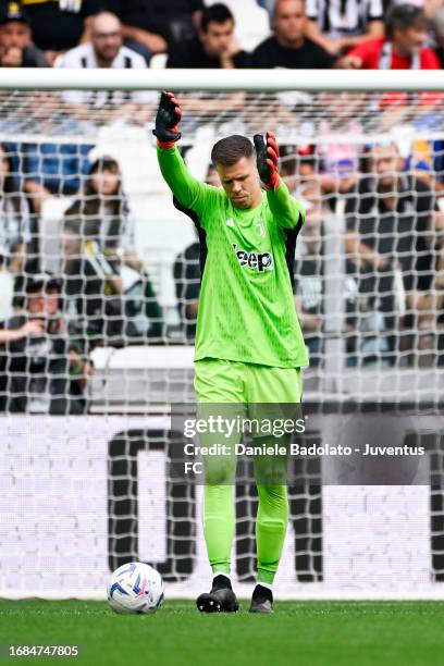 Juventus goalkeeper Wojciech Szczesny gestures during the Serie A TIM match between Juventus and SS Lazio at Allianz Stadium on September 16, 2023 in...