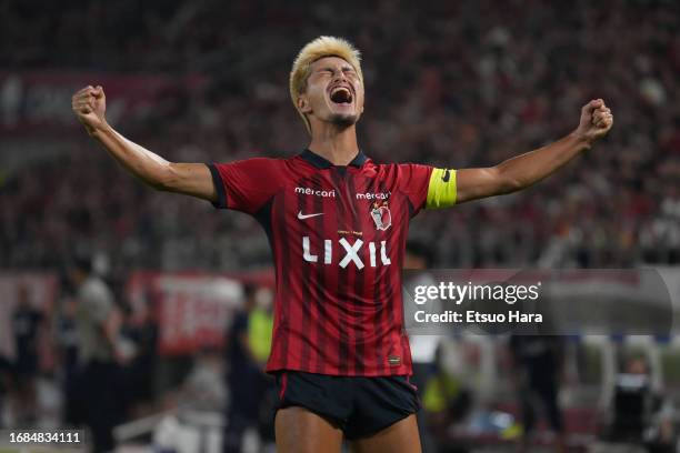 Yuma Suzuki of Kashima Antlers celebrates scoring his side's first goal during the J.LEAGUE Meiji Yasuda J1 27th Sec. Match between Kashima Antlers...