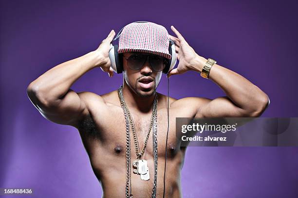 Rappers Chill Moody Photos and Premium High Res Pictures - Getty Images