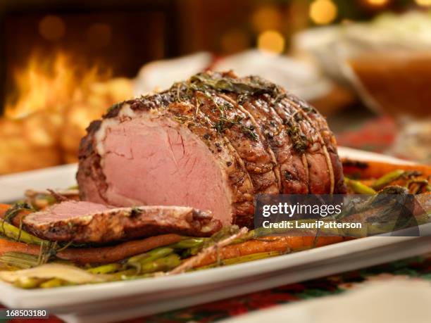 christmas roast beef dinner - side dish stock pictures, royalty-free photos & images