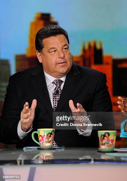 Guy Day Friday" guest co-host Steve Schirripa; Bob Saget; Barbara Walters learns to golf with the 2012 PGA National Teacher of the Year, Michael...