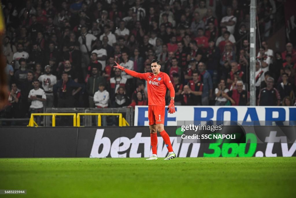 Alex Meret of Napoli during the Serie A TIM match between Genoa