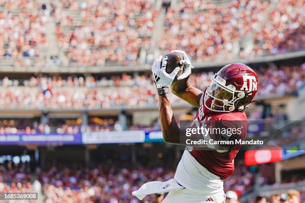 Jahdae Walker of the Texas A&M Aggies makes a reception for a touchdown during the first half against the Louisiana Monroe Warhawks at Kyle Field on...