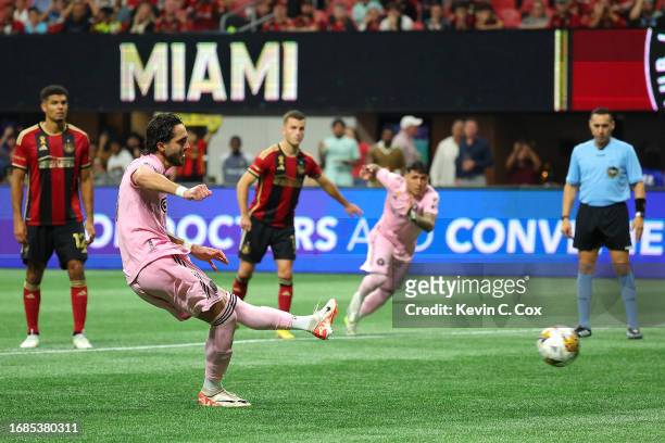 Leonardo Campana of Inter Miami CF scores a goal during the second half against Atlanta United at Mercedes-Benz Stadium on September 16, 2023 in...