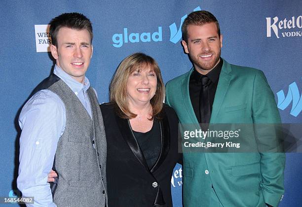 Actor Chris Evans, mom Lisa Evans and brother Scott Evans arrive at the 24th Annual GLAAD Media Awards at JW Marriott Los Angeles at L.A. LIVE on...