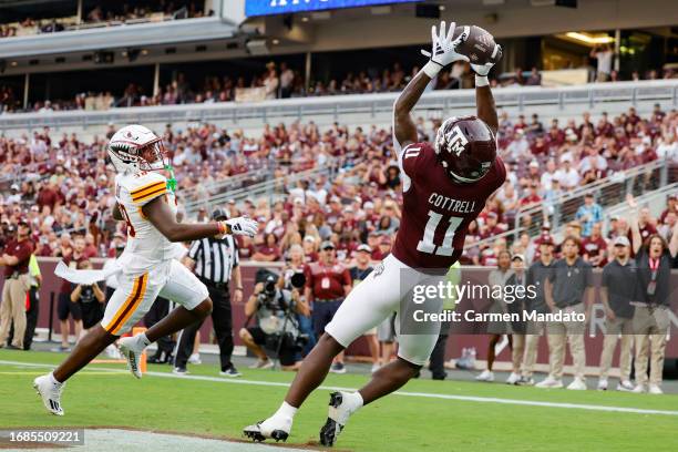 Raymond Cottrell of the Texas A&M Aggies makes a reception for a touchdown against the Louisiana Monroe Warhawks during the second half at Kyle Field...