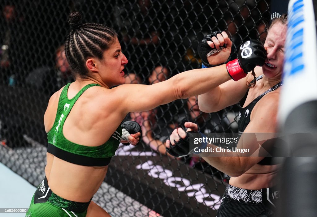 Noche UFC: Godinez v Reed